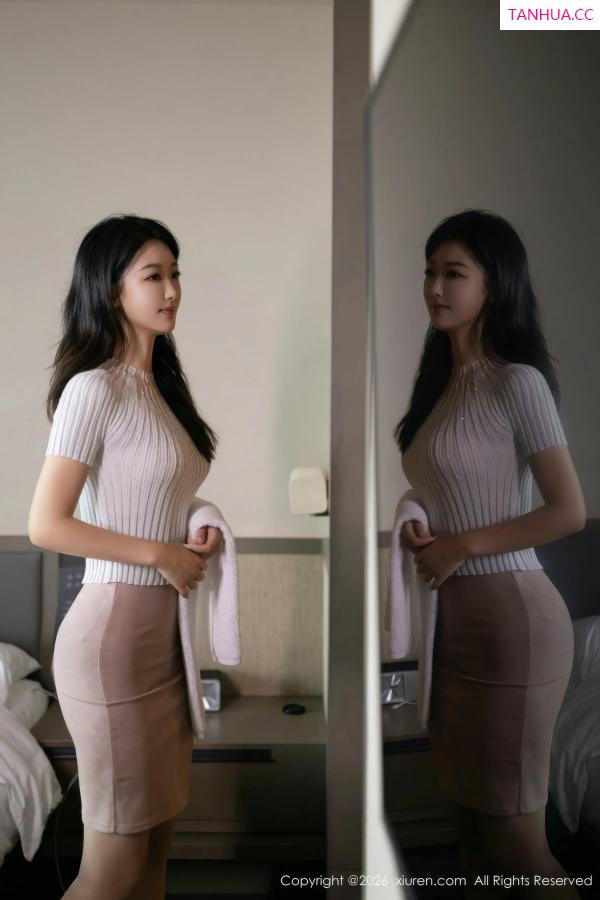 唐安琪  [XiuRen]高清写真图 2026.01.05 No.11195 唐安琪 超薄无内肉丝第10张图片